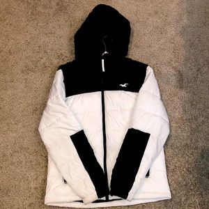 Hollister puffer jacket